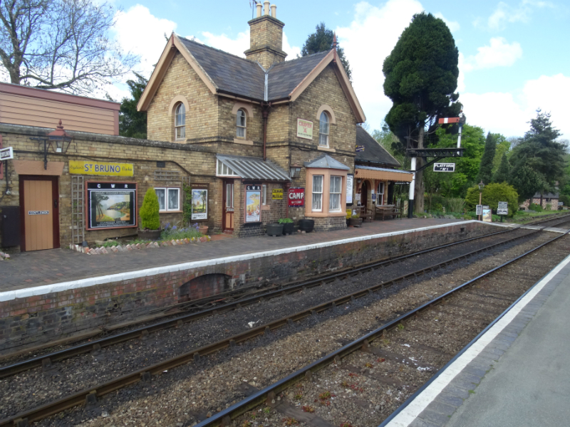 Hampton Loade station, where Charles is discovered unconscious in a train wagon